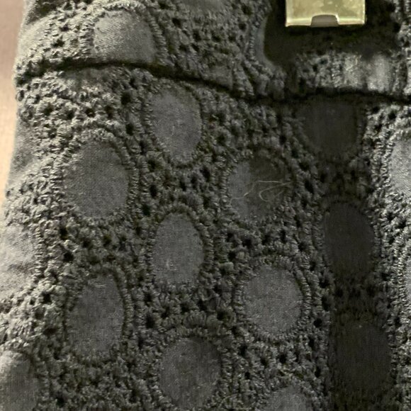 GAP Crochet Lace Mini Skirt - Picture 4 of 5